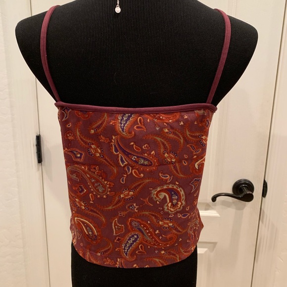 Copper Key burgundy paisley tank top S: Medium - Picture 2 of 3